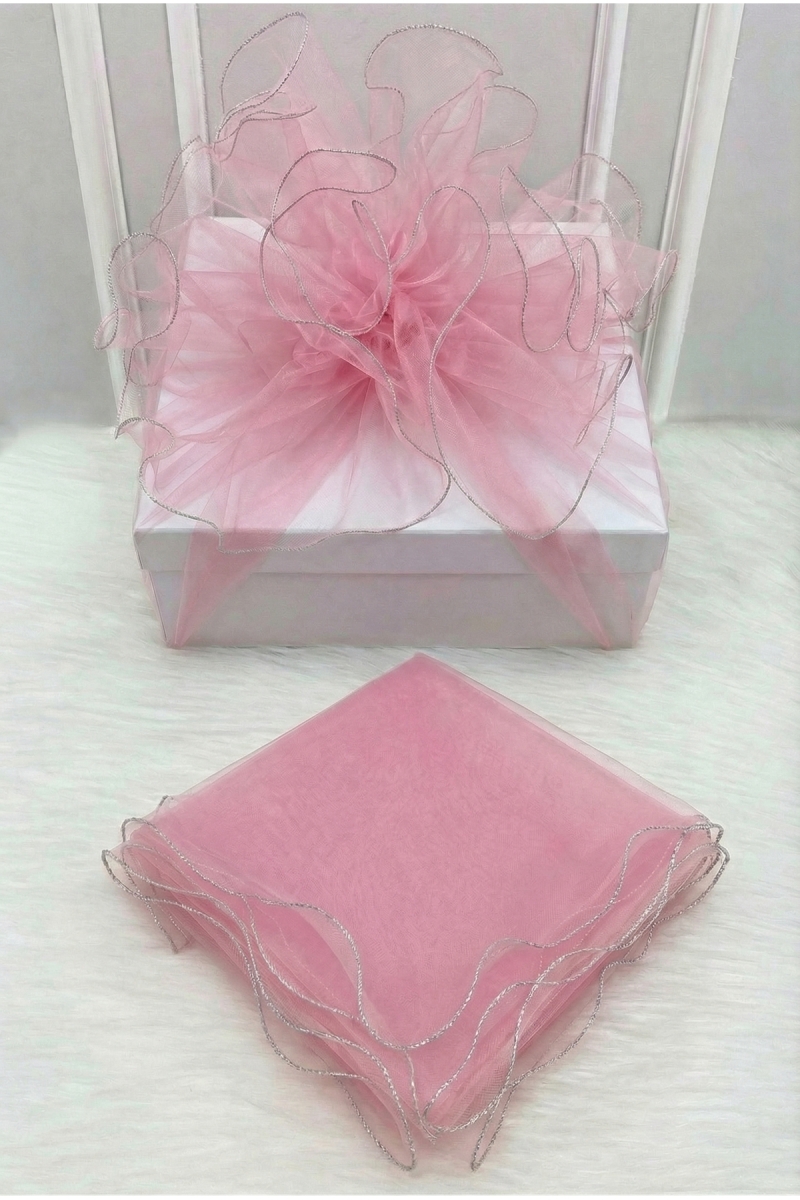 Bebe Pembe Süsleme Tülü, Gümüş Kenar Bohça Çeyiz Gelin Damat Nişan Nikah Valiz Hediye Süsü 150x150cm