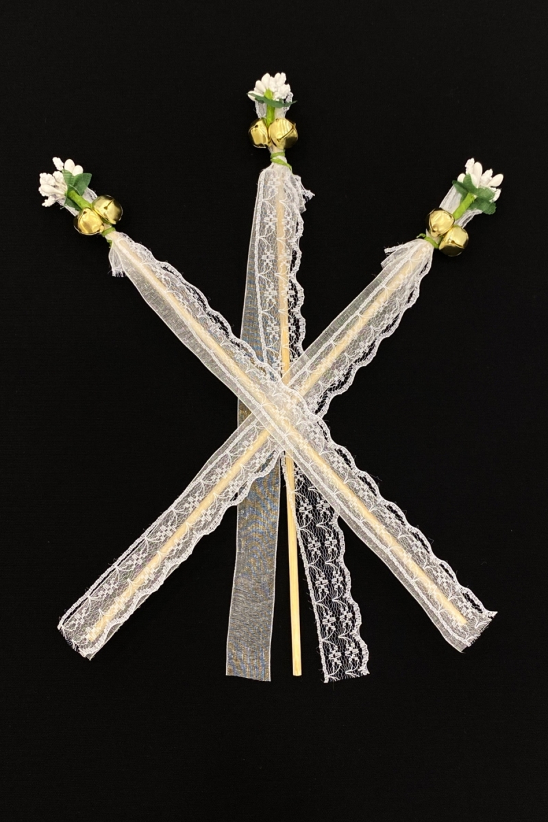 Beyaz Çubuk Nedime Zili, Gelin Tefi, Kına Tefi, Sünnet Zili, Cipso Çiçek Kurdele Süslemeli 10 Adet