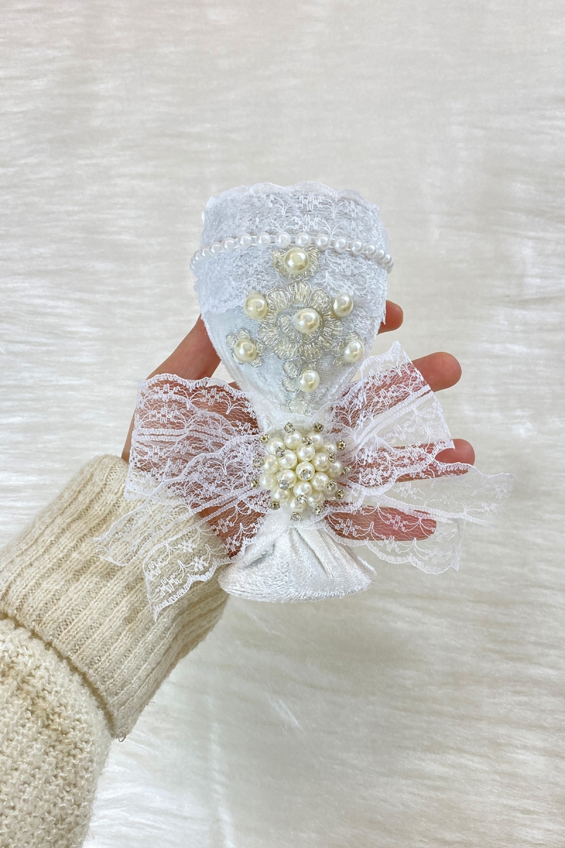 Beyaz Düğün Nikah Takı İçin İğnelik, Kına Gecesi Gelin Damat Söz Nişan Sünnet İğnedanlık