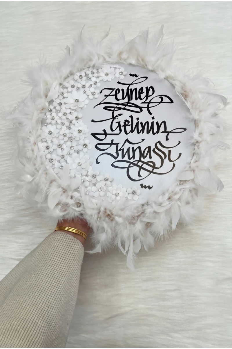 Beyaz Gelin Tefi 32cm, Çiçekli Parlak Taşlı Ve Tüylü, Düğün Kına Sünnet Nedime Bride Parti Defi