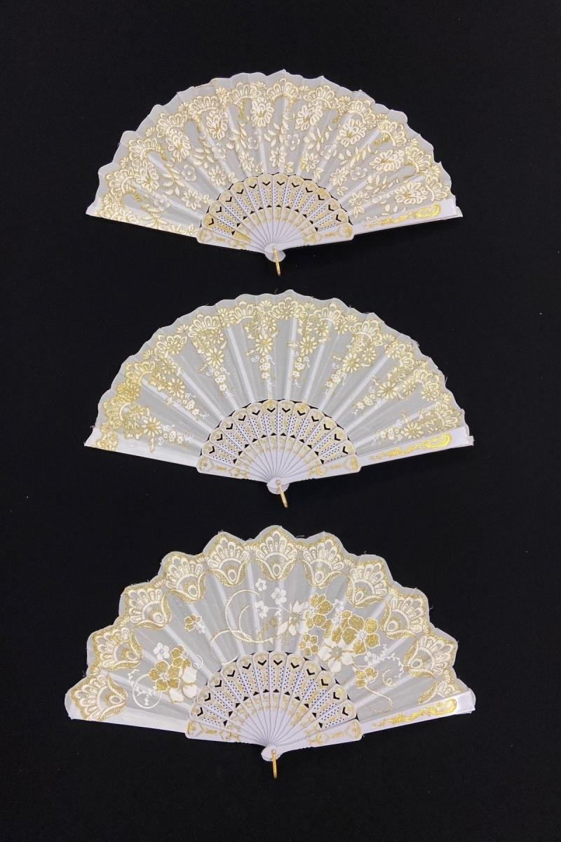 Beyaz Lüks Yelpaze Gümüş Işlemeli Çiçek Desenli 1 Adet