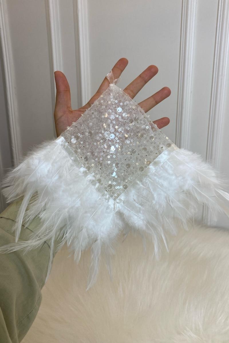 Beyaz Otantik Vip Gelin Mendili, Halay El Mendili, Boncuk Inci Pul Ve Tüy Detaylı