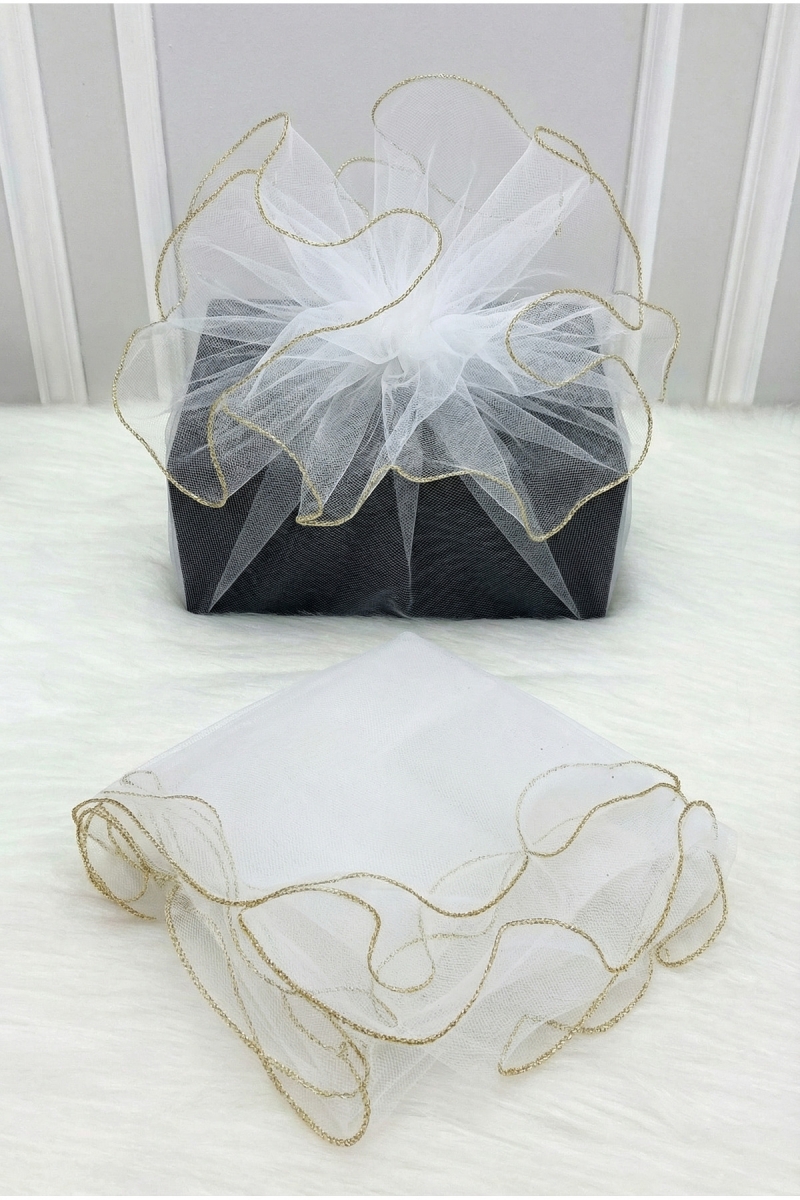 Beyaz Süsleme Tülü Gold Kenarlı, Bohça Çeyiz Gelin Damat Söz Nişan Nikah Valiz Hediye Süsü 100x100cm