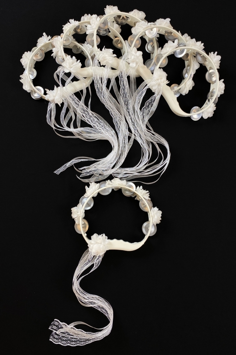 Beyaz Süslü Gelin Nedime Kına Gecesi Düğün Sünnet Tefi, Üç Boyut Lazer Çiçek Ve Kurdele Süslü 5 Adet