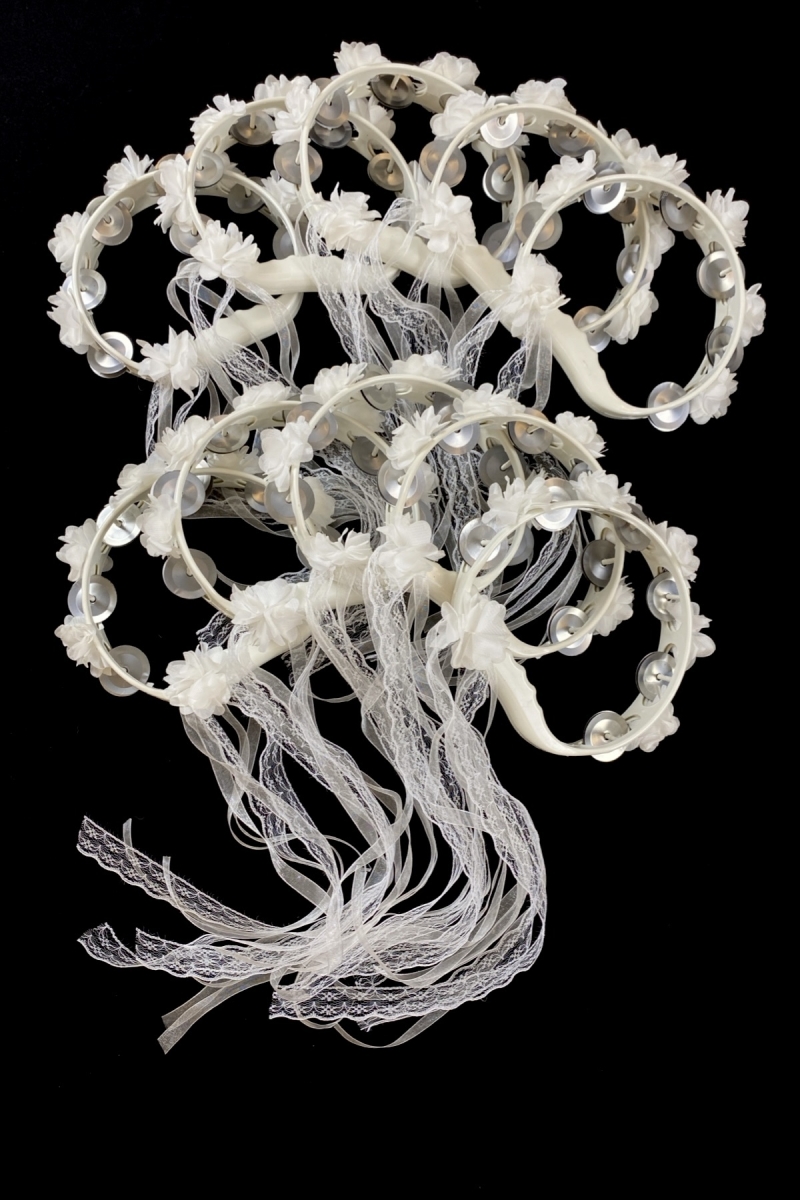 Beyaz Süslü Gelin Nedime Kına Gecesi Tefi, Üç Boyut Lazer Çiçek ve Kurdele Detaylı Tef 10 Adet