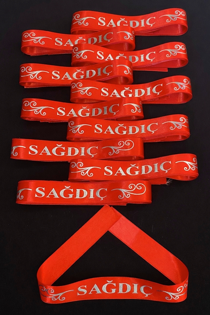 Kırmızı Gümüş Sağdıç Kol Kurdele, 1 Adet Bileklik Bant Kına Gecesi Nedime Düğün Bride Bekarlığa Veda