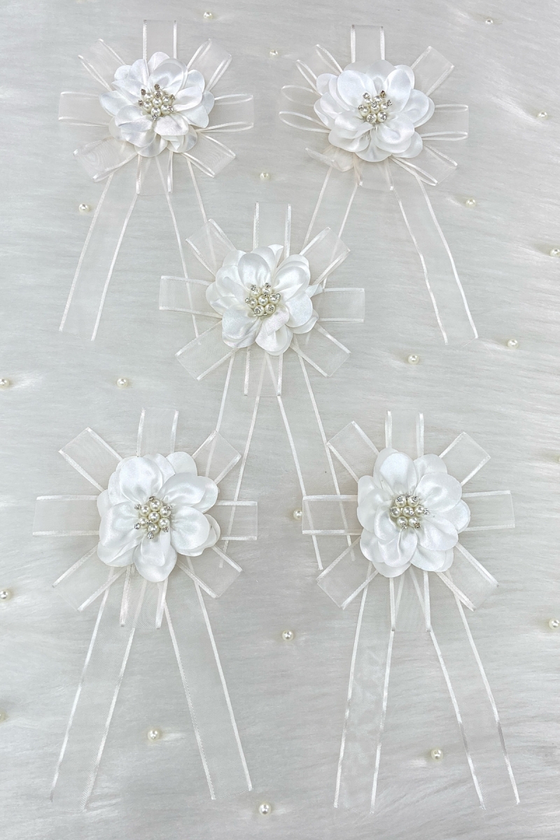 Broşlu Beyaz Bohça Süsü, Gelin Damat Çeyiz Düğün Nişan Konvoy Gelin Arabası Sünnet Kına Süsü 5 Adet