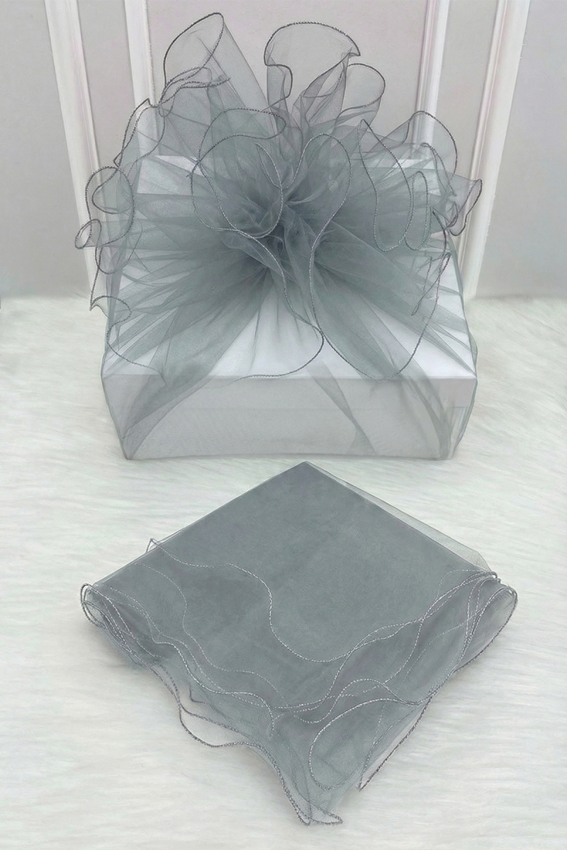 Gri Süsleme Tülü, Gümüş Kenar Bohça Çeyiz Gelin Damat Söz Nişan Nikah Valiz Hediye Süsü 150x150cm