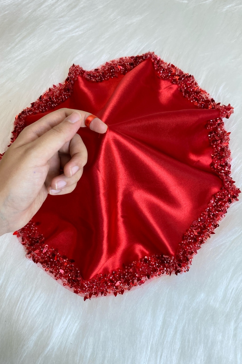 Kırmızı Gelin Mendili, Halay El Mendili, Pullu Boncuklu İncili Taşlı Yaprak Detaylı