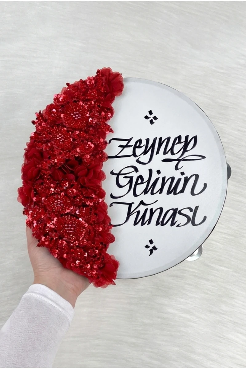 Kırmızı Gelin Tefi 30 Cm, Kaligrafi Ve Vip Aplik Süslemeli, Düğün Sünnet Kına Nedime Nikah Nişan Söz Bride Parti Bekarlığa Veda Partisi Gelin Damat