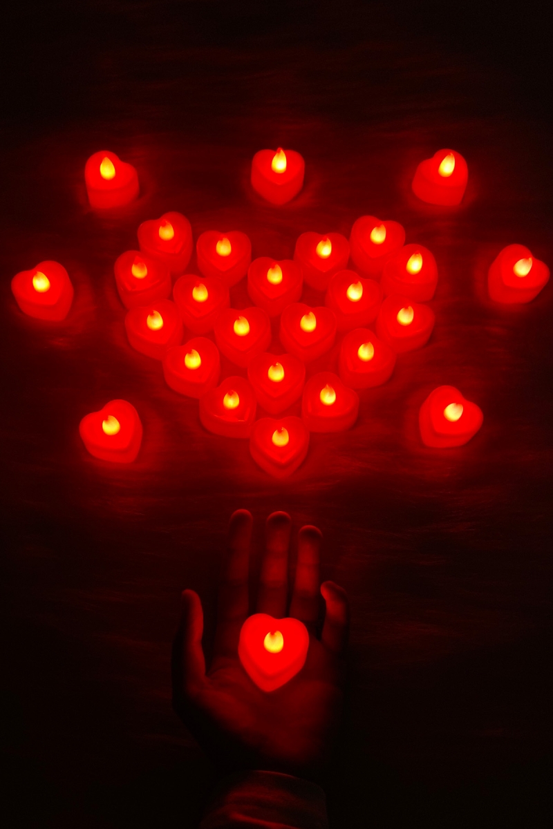 Kırmızı Kalpli Ledli Mum, 7 Adet, Tealight Mum Pilli, Led Işıklı, Kutlama, Doğum Günü, Kına, Düğün