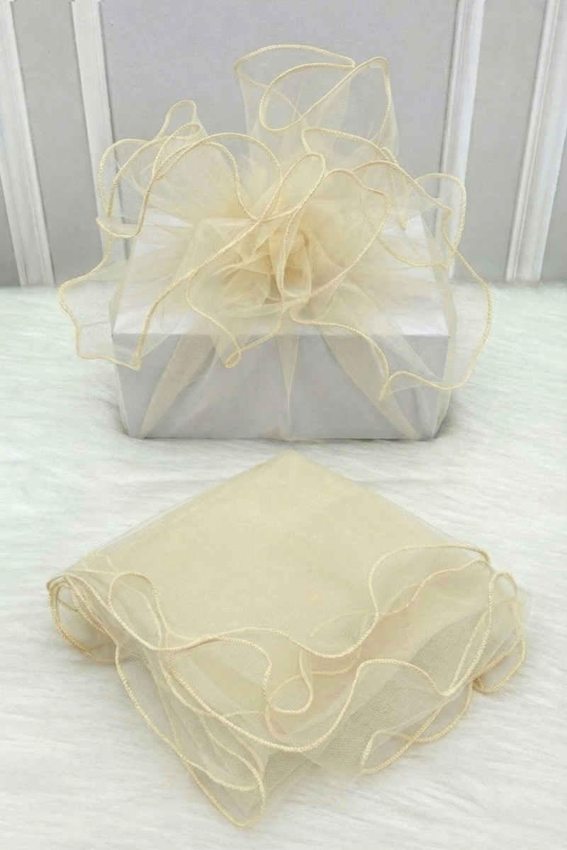 Krem Süsleme Tülü Overlok Kenar, Bohça Çeyiz Gelin Damat Söz Nişan Nikah Valiz Hediye Süsü 100x100cm