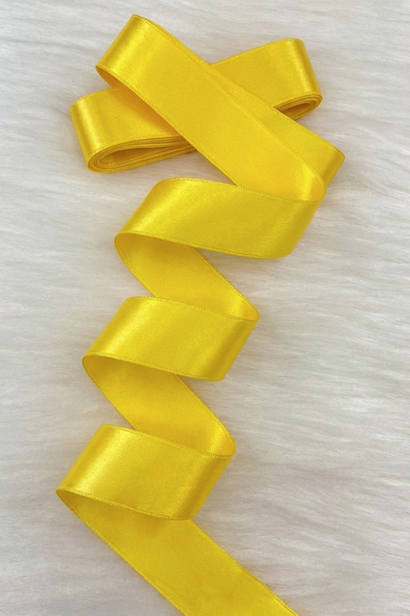 Sarı Çift Taraflı Saten Kurdele, 4 Cm 10 Metre, Bohça Çeyiz Özel Gün Hediye Süsleme Kurdelesi