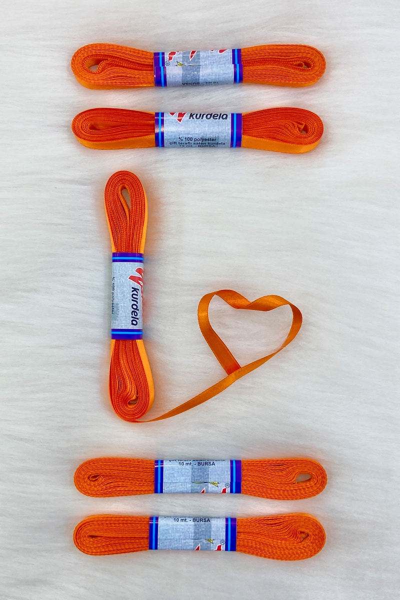 Turuncu Saten Kurdele 1 Cm 10 Metre, Bohça Çeyiz Özel Gün Hediye Süsleme Kurdelesi