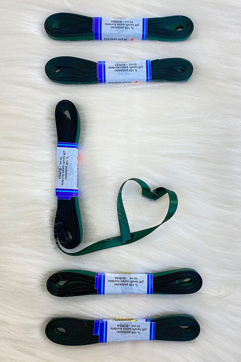 Yeşil Saten Kurdele 1 Cm 10 Metre, Bohça Çeyiz Özel Gün Hediye Süsleme Kurdelesi