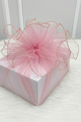 Bebe Pembe Süsleme Tülü Gold Kenarlı, Bohça Çeyiz Gelin Nişan Nikah Valiz Hediye Süsü 100x100cm