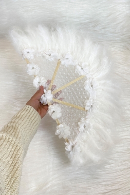 Beyaz Gelin Yelpazesi, Ahşap Tüylü Dantel Ve 3D Çiçek Süslemeli Kına Yelpazesi, Büyük Boy Yelpaze