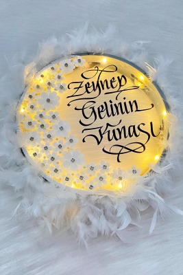 Beyaz Ledli Şeffaf Gelin Tefi 32cm, 3 Boyut Çiçek Parlak Taş Tüy, Düğün Kına Nedime Bride Parti Defi