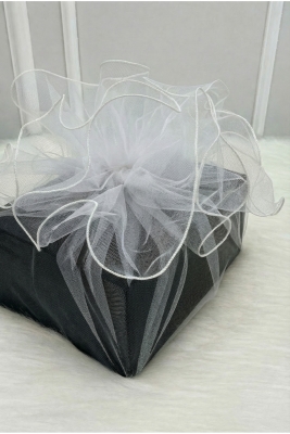 Beyaz Süsleme Tülü Overok Kenarlı, Bohça Çeyiz Gelin Damat Nişan Nikah Valiz Hediye Süsü 100x100cm