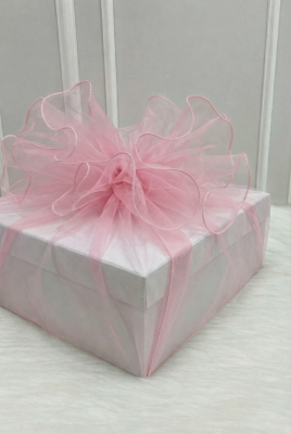 Bohça Süsleme Tülü Bebe Pembe, Overlok Kenar, Çeyiz Gelin Damat Nişan Söz Valiz Hediye Süs 150x150cm