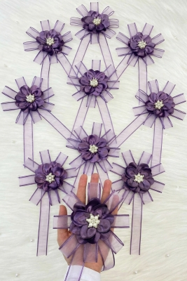 Broşlu Mürdüm Bohça Süsü, Gelin Damat Çeyiz Düğün Nişan Konvoy Gelin Arabası Sünnet Kına Süs 1Adet