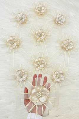 Broşlu Vanilya Bohça Süsü, Gelin Damat Çeyiz Düğün Nişan Konvoy Gelin Arabası Sünnet Kına Süsü 5Adet