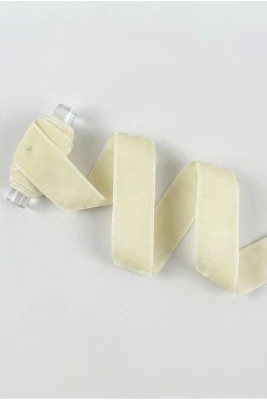 Ekru Kadife Kurdele 3cm 1mt, Gelin, Damat, Bohça, Nişan, Çeyiz, Nikah, Hediye, Şeker, Süsleme