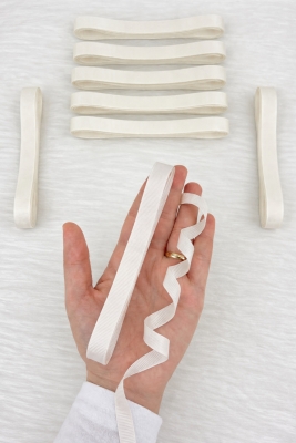 Kırık Beyaz Grogren Kurdele 1 Cm 10 Metre, Bohça Çeyiz Nikah Özel Gün Hediye Paketleme Süsleme