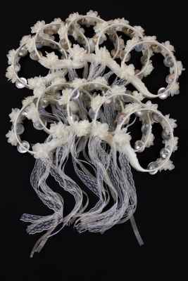 Krem Süslü Gelin Nedime Kına Gecesi Tefi, Üç Boyut Lazer Çiçek ve Kurdele Detaylı Tef 10 Adet