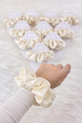 Ekru Hediyelik Toka, 10 Adet, Kına Gecesi Nedime Bride Bekarlığa Veda Parti Nişan Düğün Sünnet